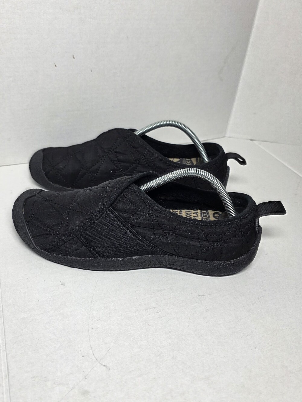 Keen Howser Wrap Womans Slip On Clog-Slippers Size 11 Black Shoes